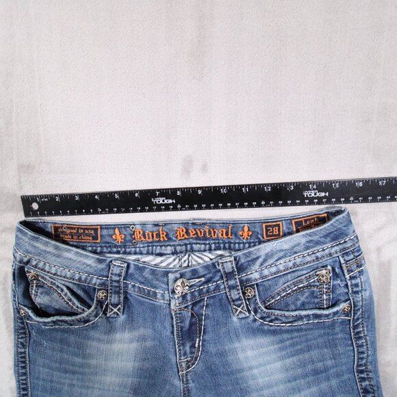 Rock Revival Leah easy boot cut jeans ( 31x29 actual ) distressed - Picture 5 of 13